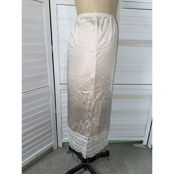 Vintage Nude Half Skirt Nylon Slip 28” Long Nylon Lace Trim Sz Small - Picture 2 of 6